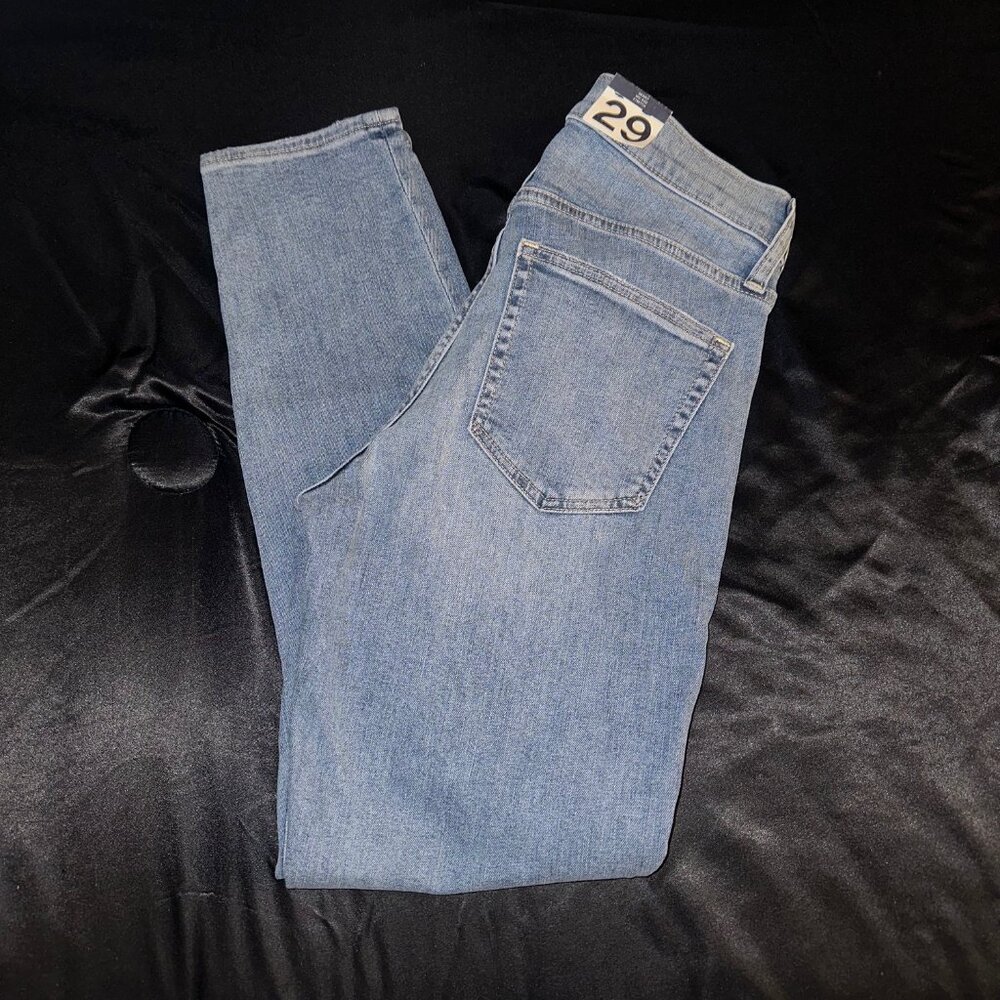 🎀GAP Mid Rise True Skinny Jeans